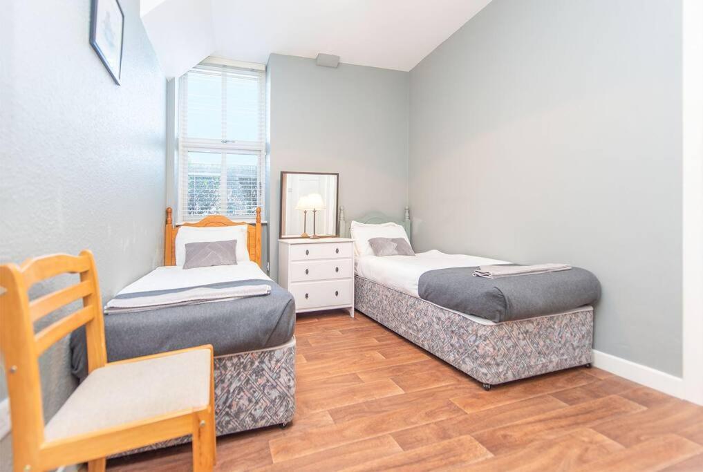 Clonbur House - Studio Village Apartment Голуей Екстериор снимка